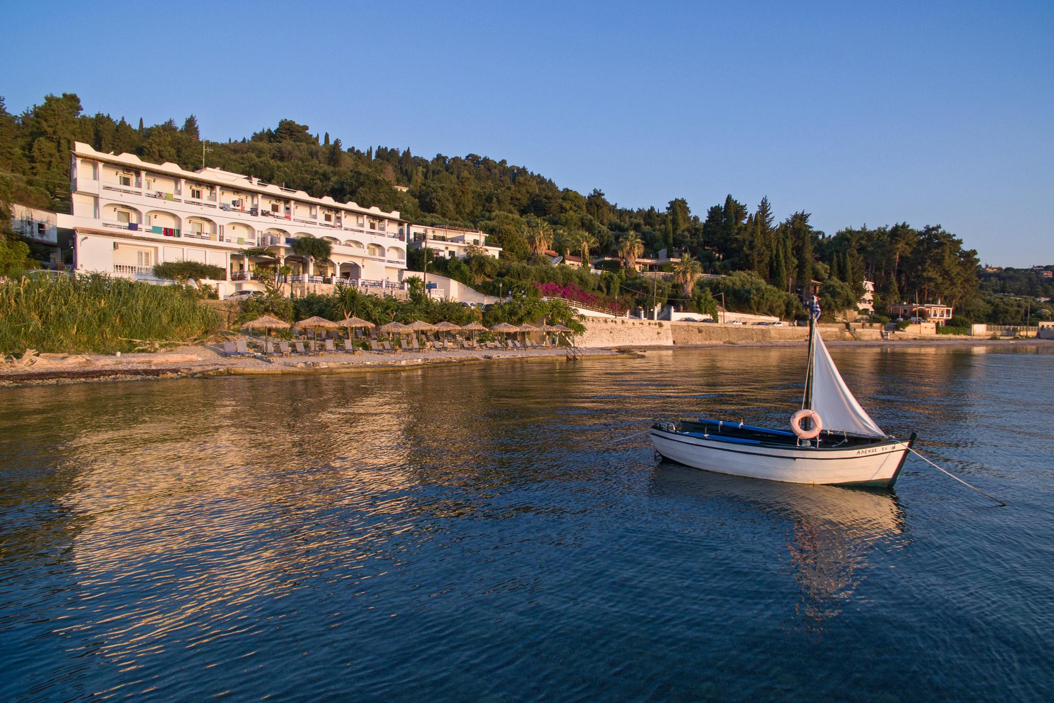Hotel Kaiser Bridge Achilleion Екстер'єр фото